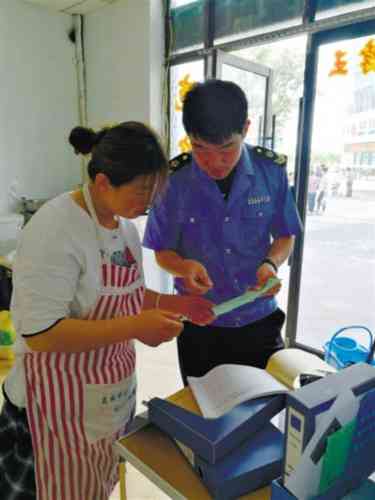 为确保食品安全，网络订餐监管出实招