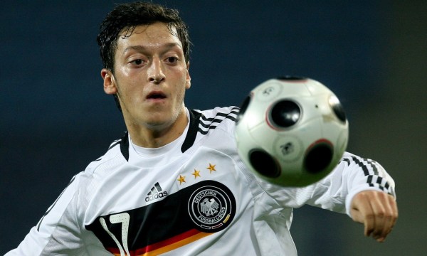 厄齐尔:谁都不想碰德国 真心希望勒夫圆梦巴西